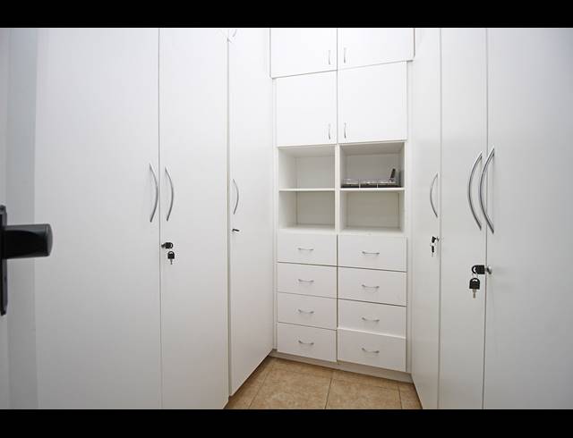 4 BEDROOM HOUSE FOR SALE IN CYRILDENE
